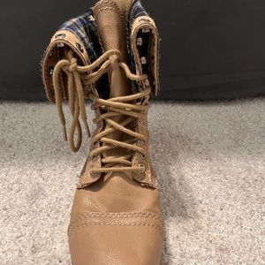 Boots with plaid top 6.5